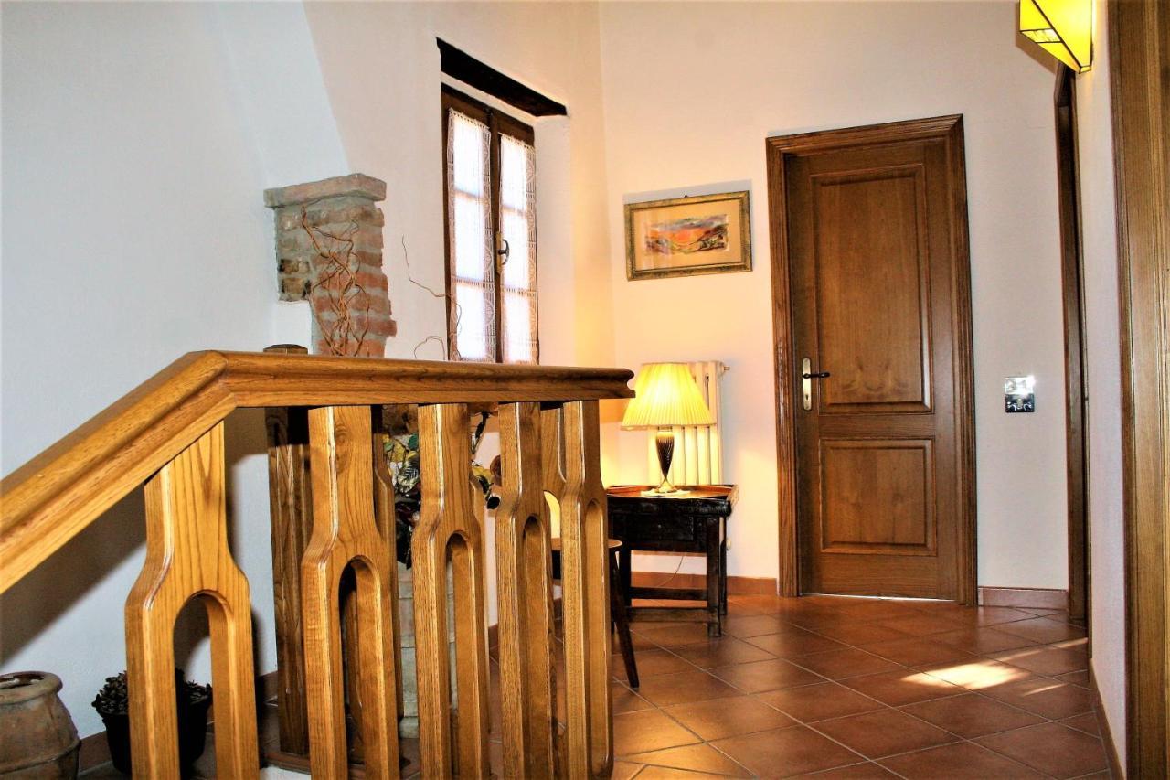 Antica Torre "La Casalta" Apartamento Petroio Exterior foto